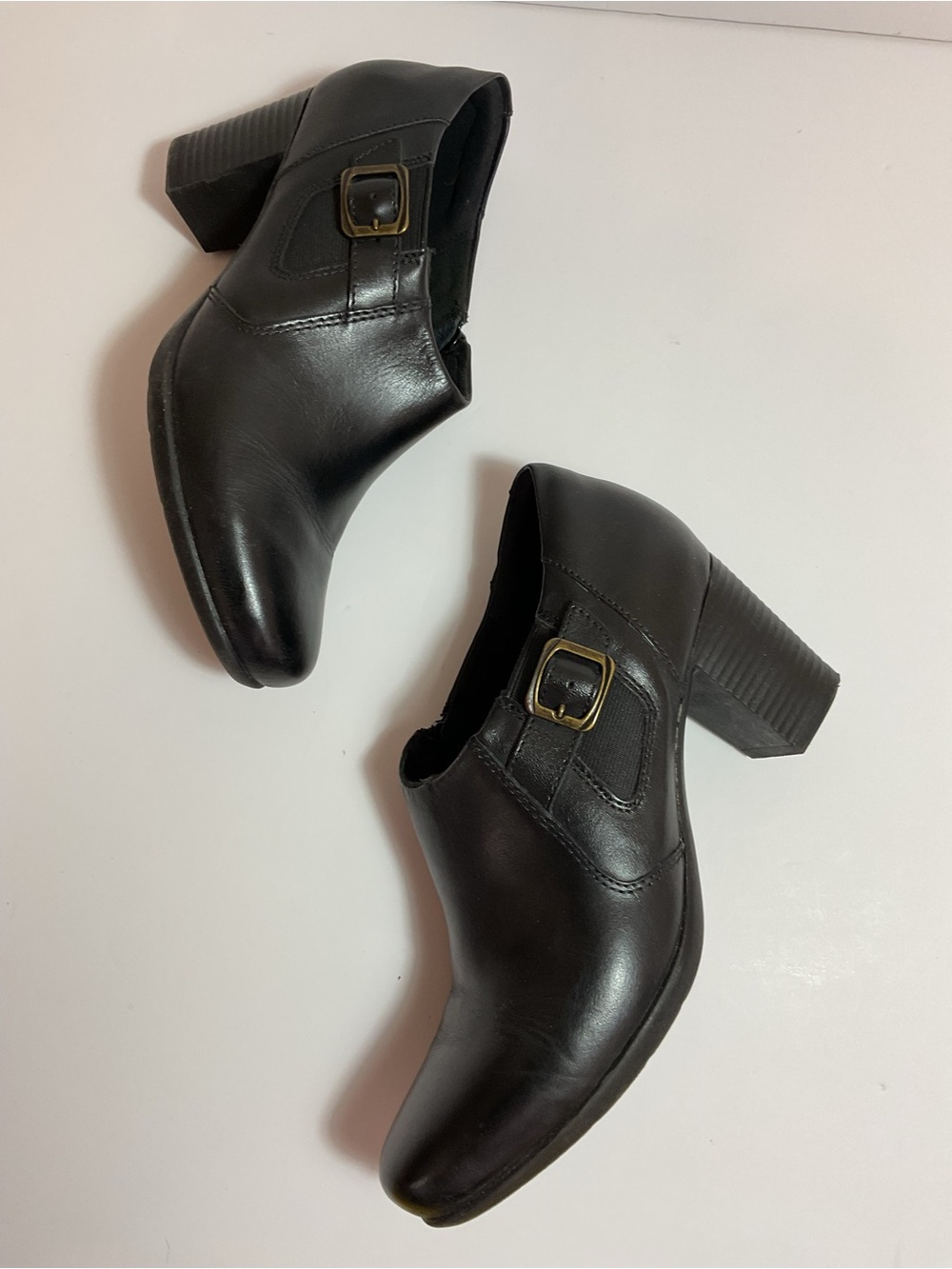 Clarks Promise May Leather Booties 10 M Black NWB Side Zip Buckle 3" Heel